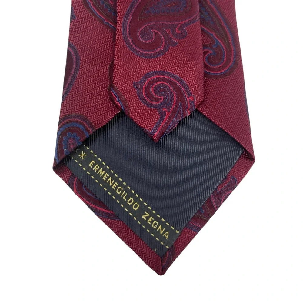 Ermenegildo Zegna Men's Recent Tie Burgundy Paisley Satin Silk 3.75
